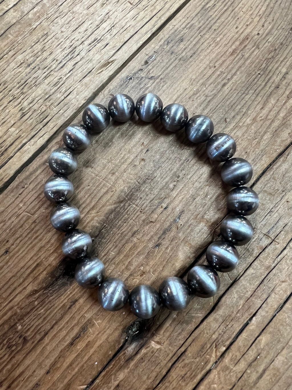 Large Navajo Pearl Stretch Bracelet