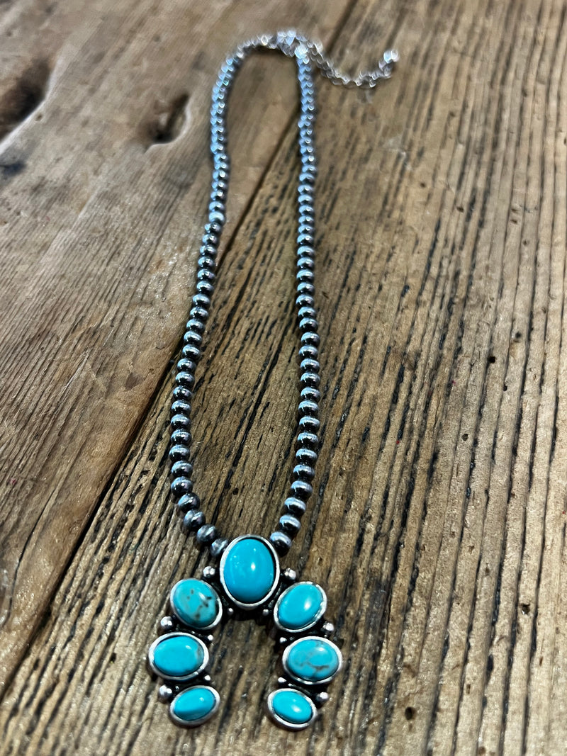 Small Navajo Pearl Squash Necklace